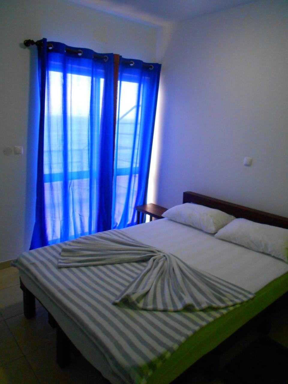 Guest House Frontera Pinto 外观 照片